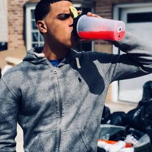 Meet your Posher, Ryan